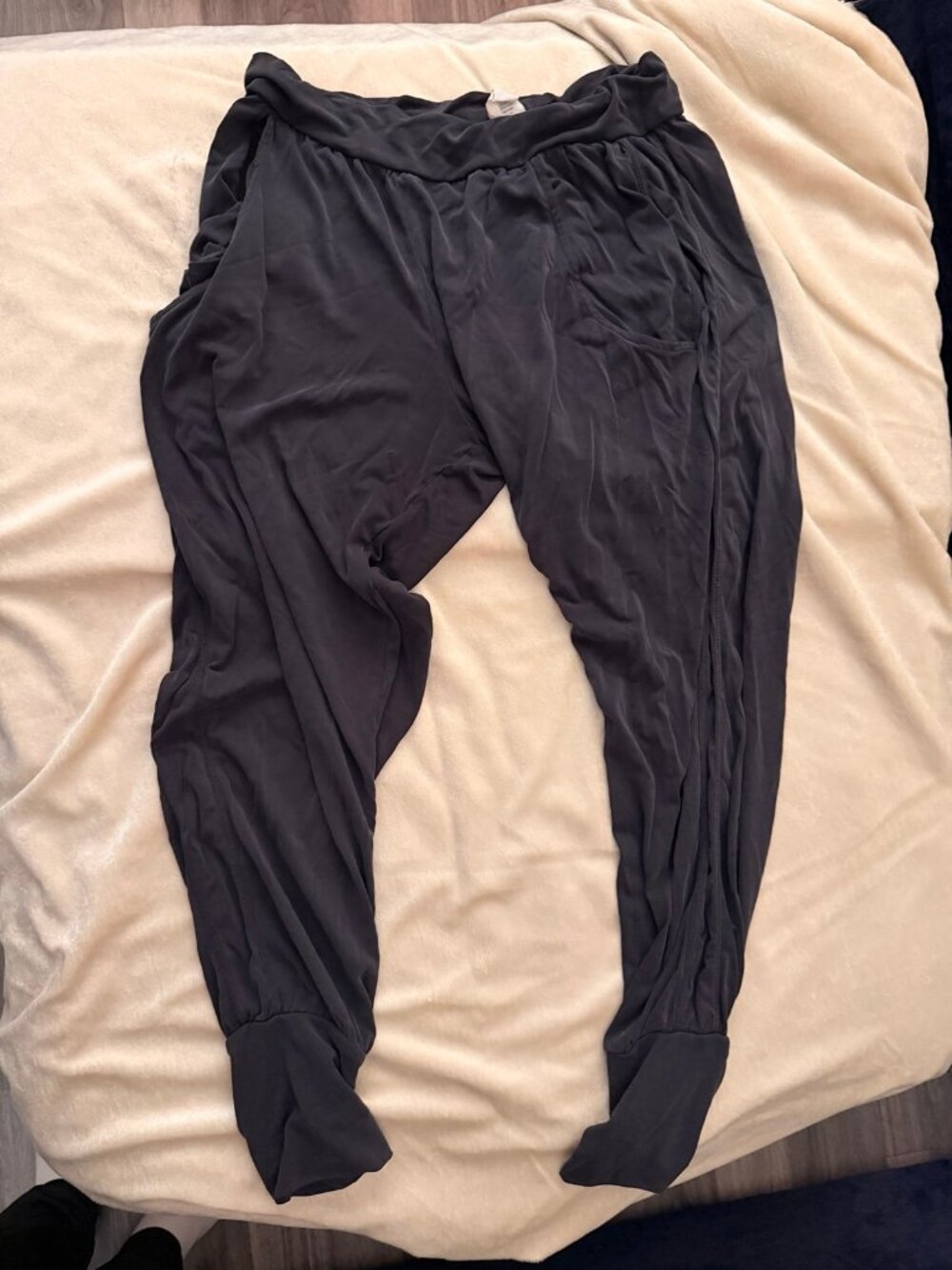 Zyia Active Joggers in a Bottle size large